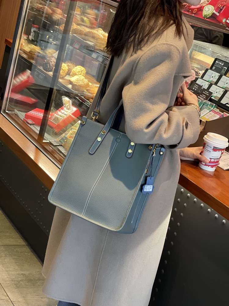 レザーバッグレディース トートバッグ