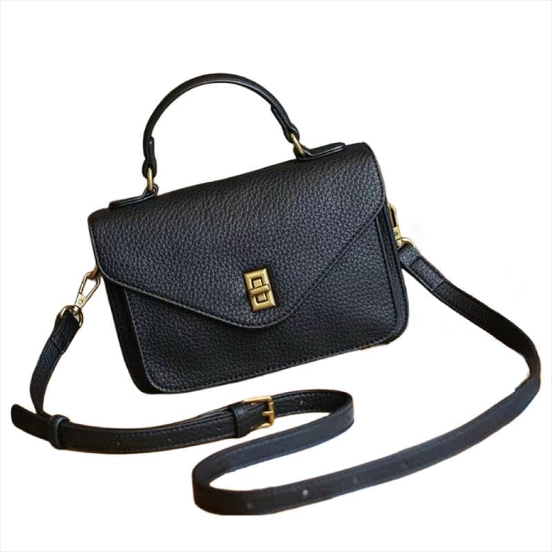 レザーバッグ ミニショルダーバッグ クラシック金具付き