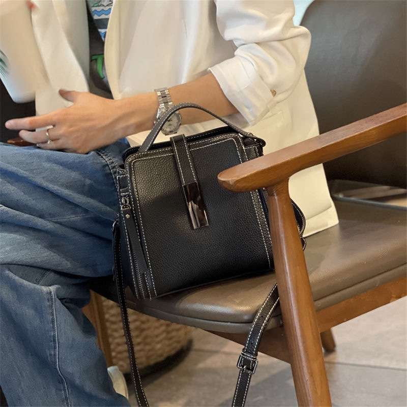 レザーバッグ シンプルミニトートバッグ
