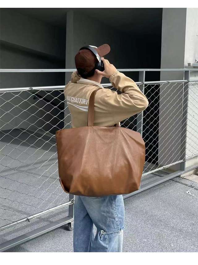 レザーバッグ シンプル大容量トートバッグ