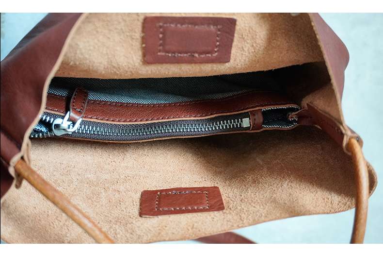 レザーバッグ シンプルレザートート