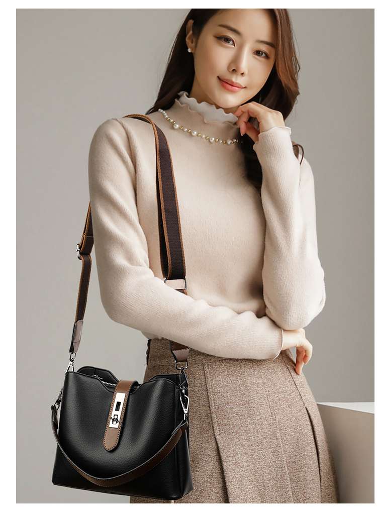 レザーバッグ ミニショルダーバッグ