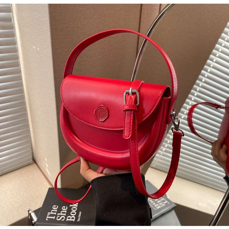 レザーバッグ クラシックショルダーバッグ