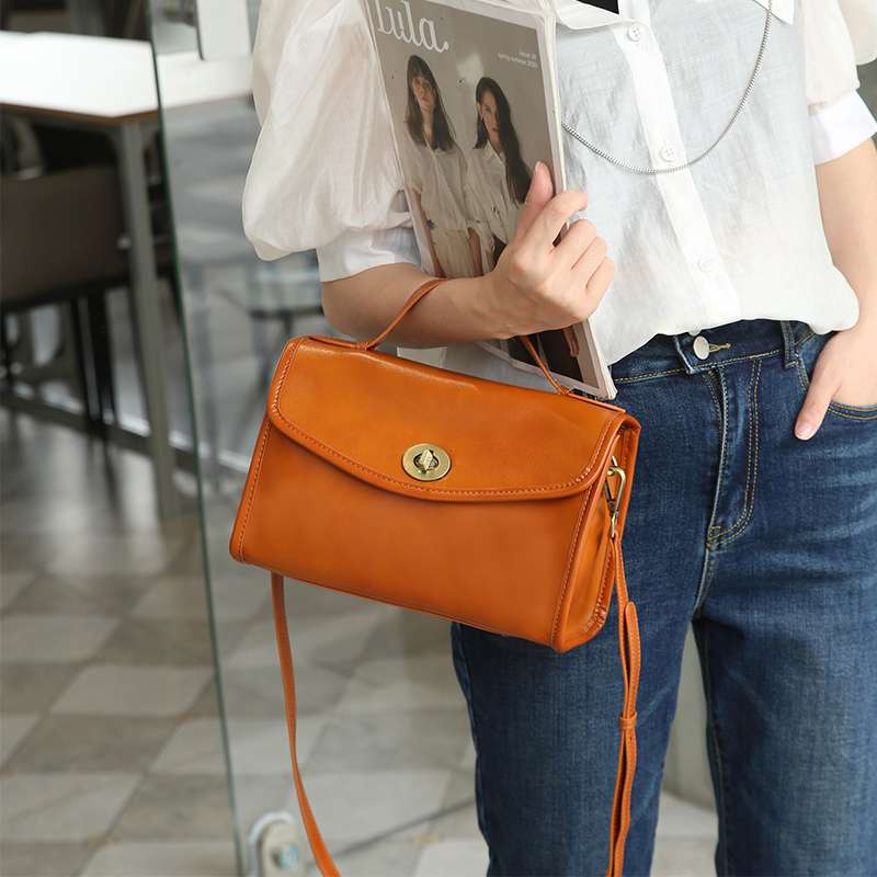 レザーバッグレディース クラシック風 ショルダーバッグ