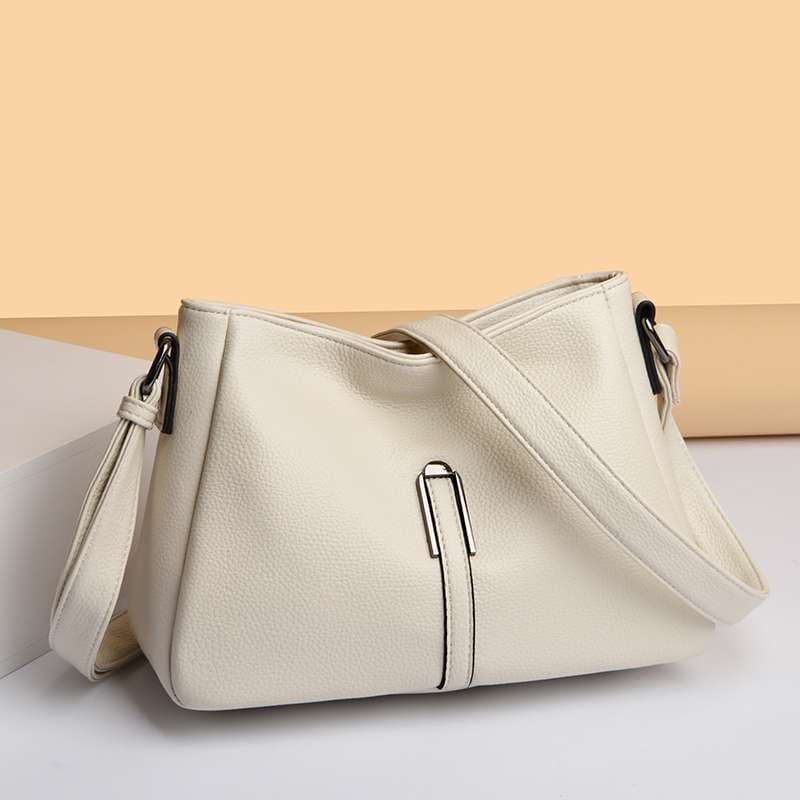 レザーバッグ ショルダーバッグ