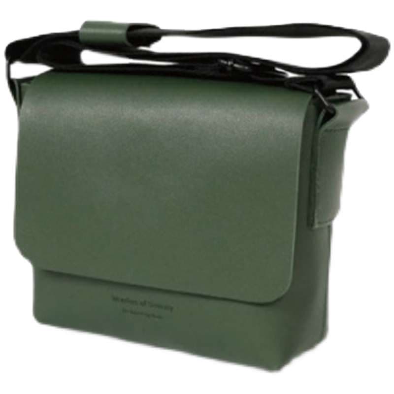 レザーバッグ シンプル ボディバッグ