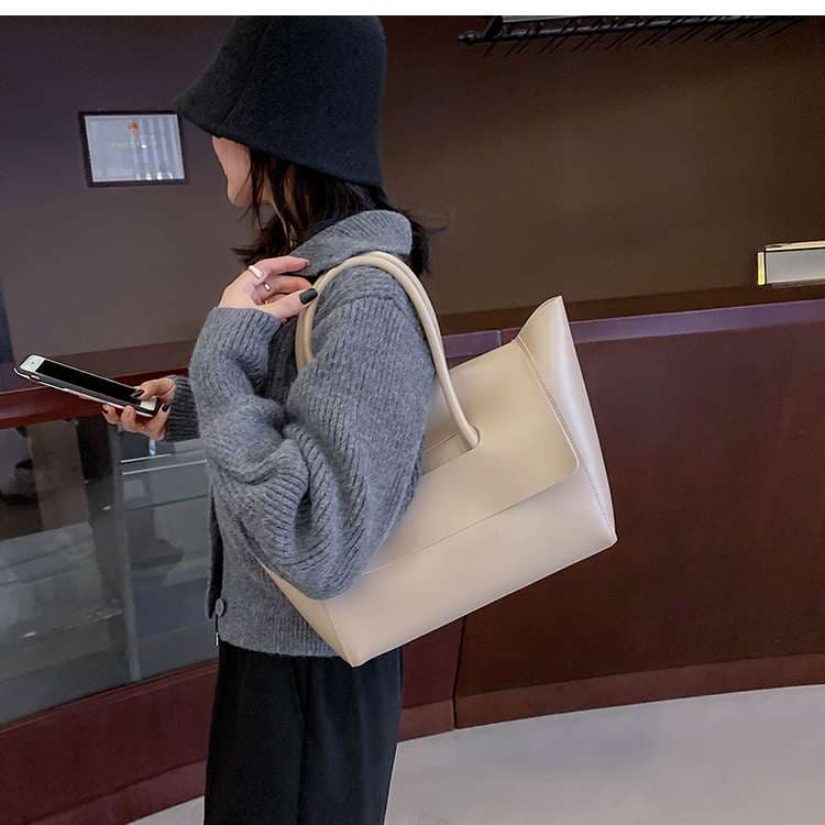 レザーバッグ シンプルトートバッグ