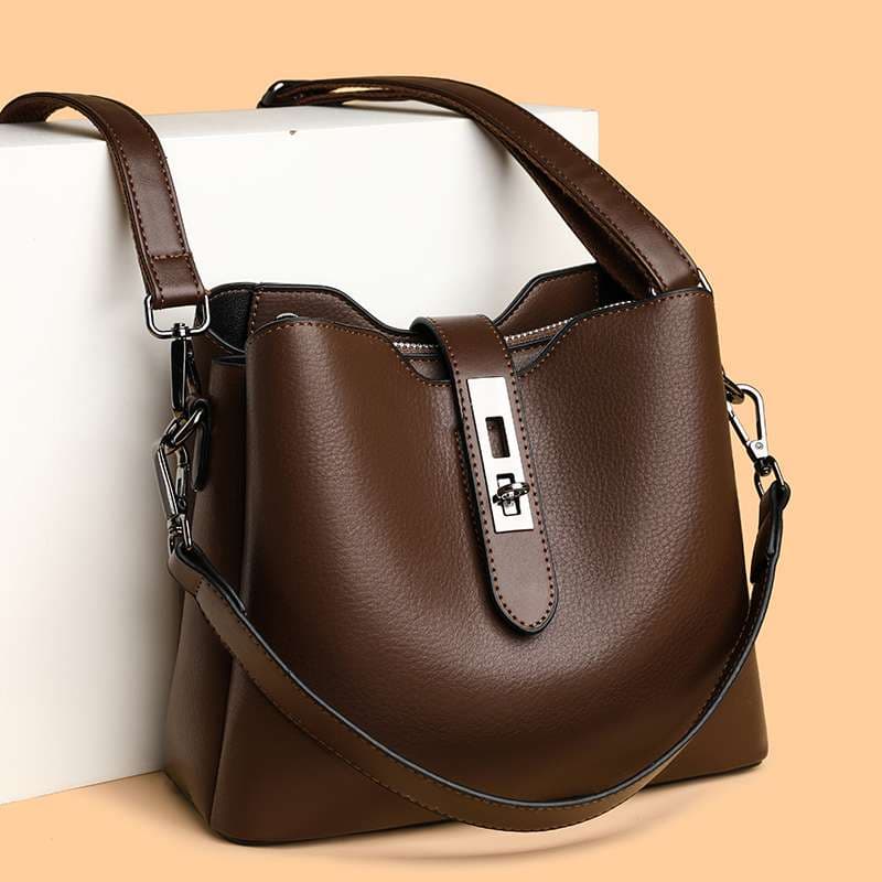 レザーバッグ ミニショルダーバッグ