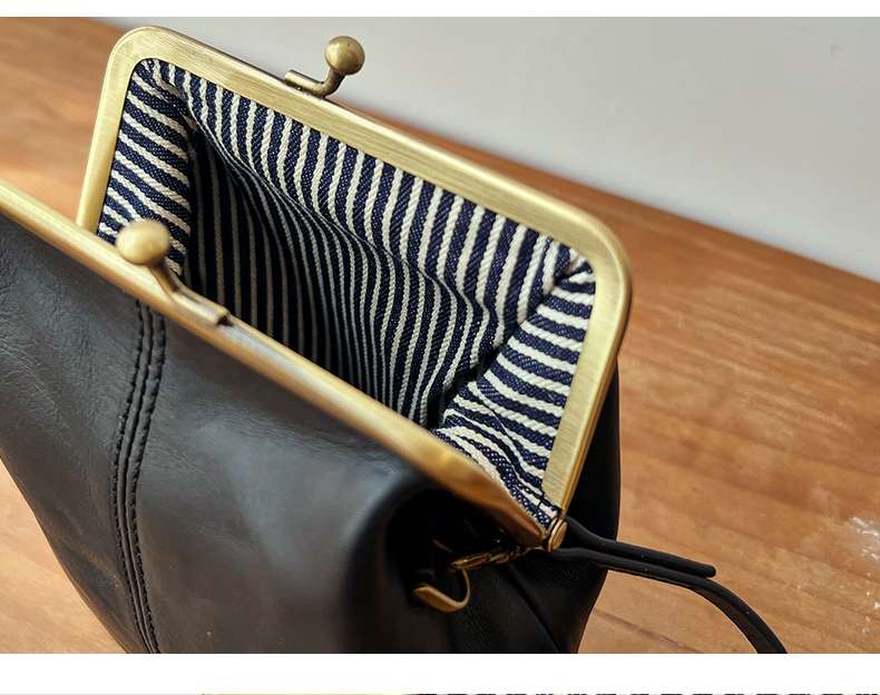 レザーバッグがま口ショルダーバッグ