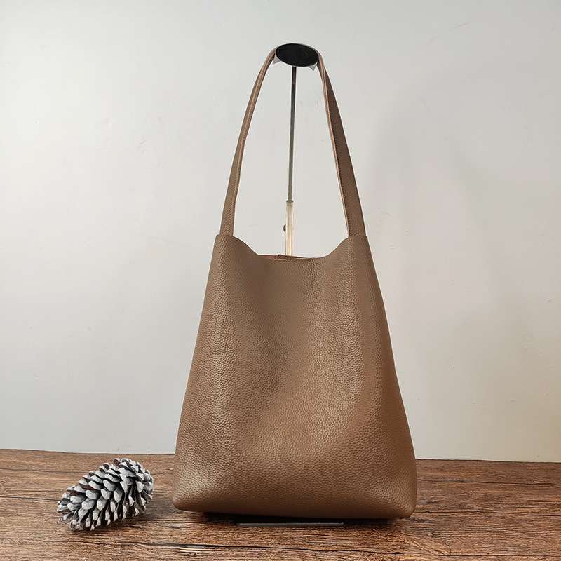 レザーバッグ シンプルトートバッグ