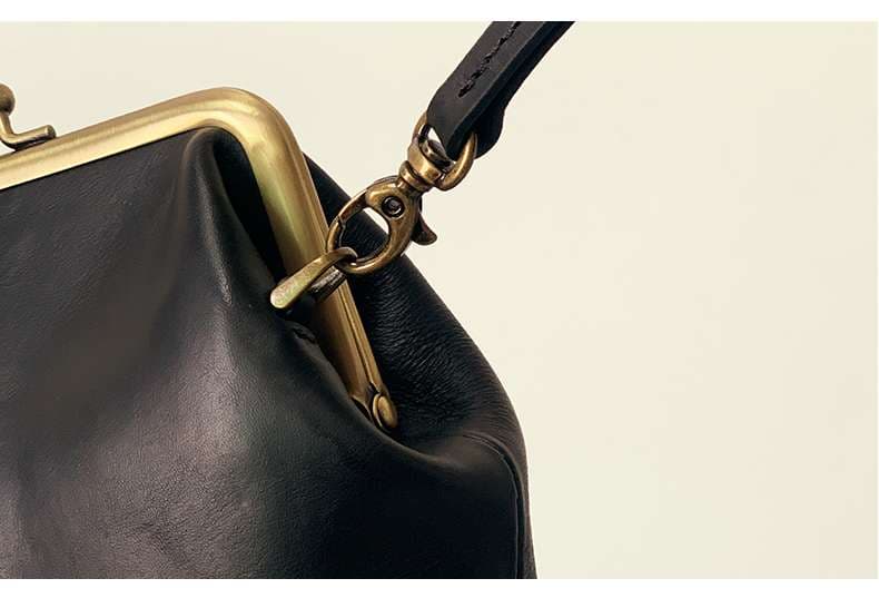 レザーバッグがま口ショルダーバッグ