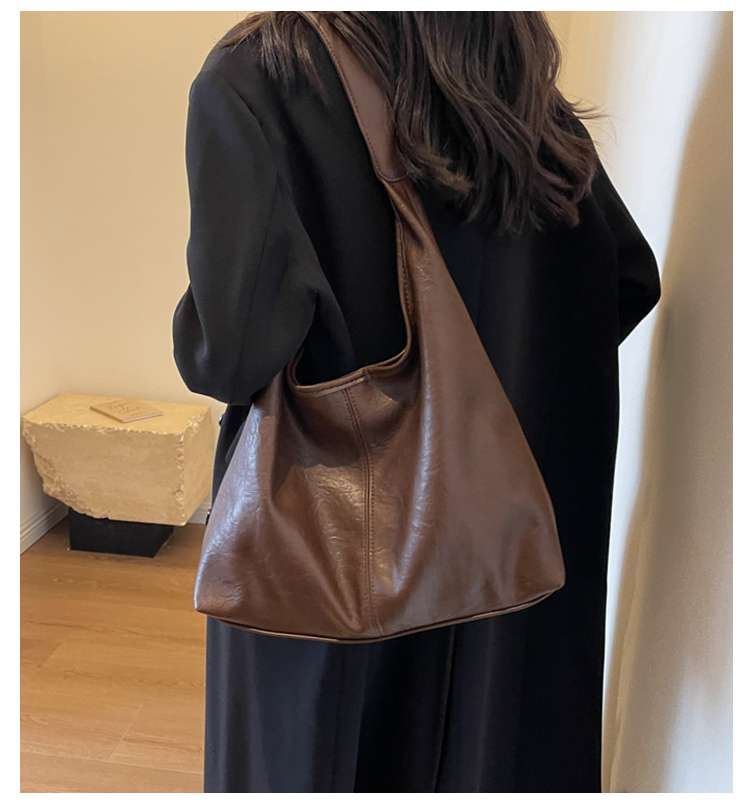 レザーバッグ シンプルショルダーバッグ