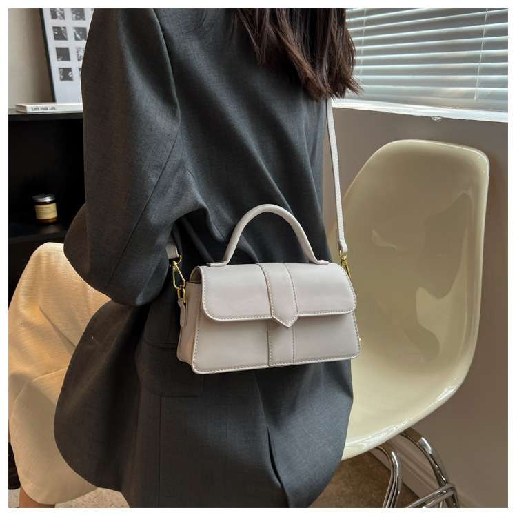 レザーバッグ 2WAYショルダーバッグ