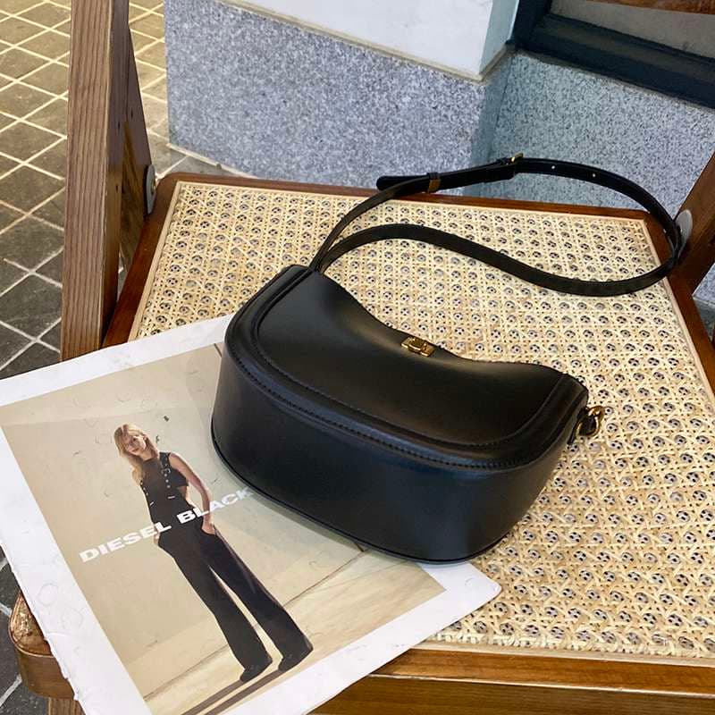 レザーバッグ ショルダーバッグ