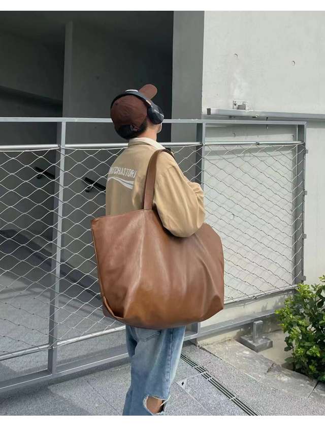 レザーバッグ シンプル大容量トートバッグ