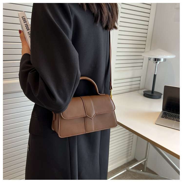 レザーバッグ 2WAYショルダーバッグ