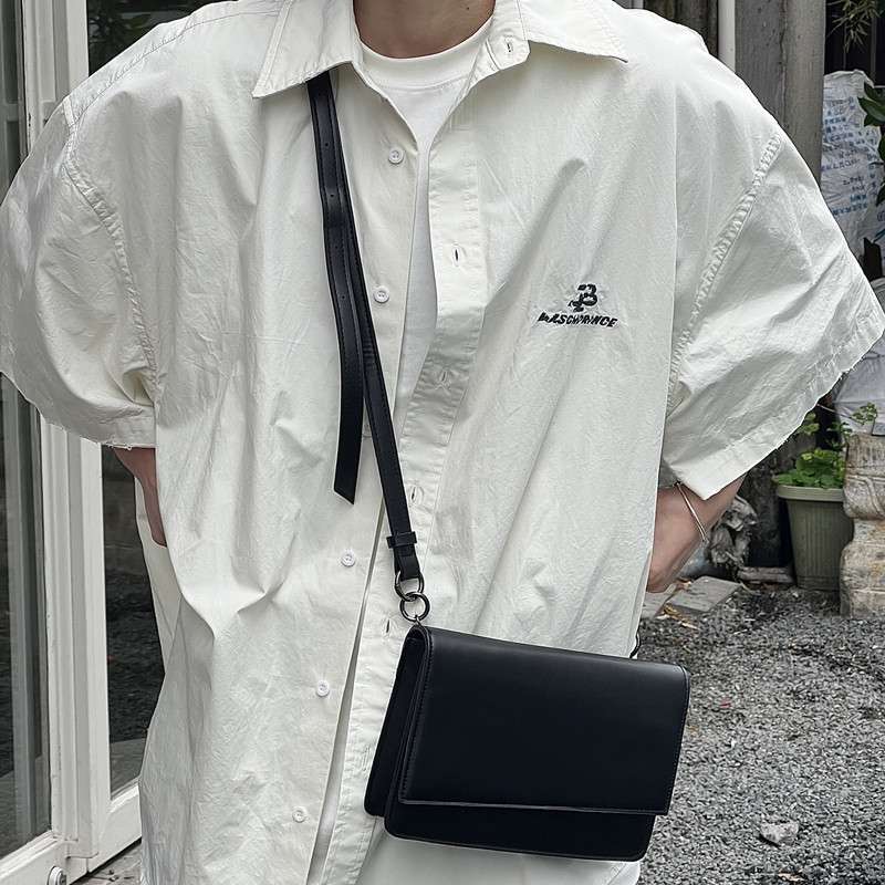 レザーバッグ シンプルショルダーバッグ